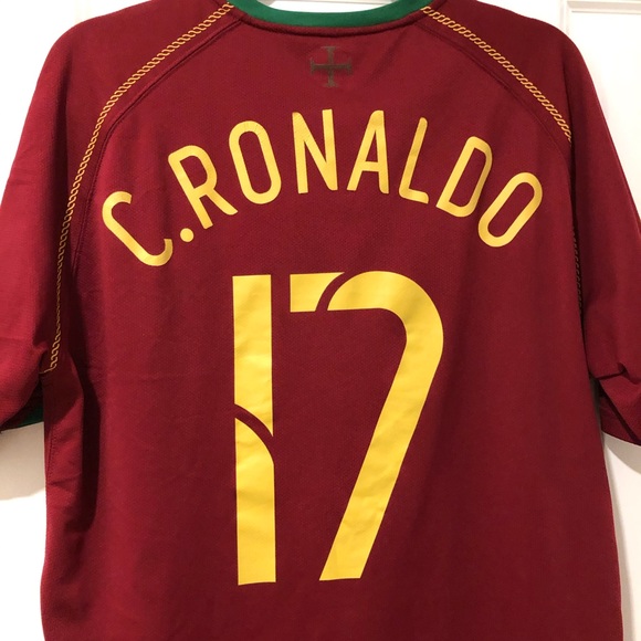 2006 Vintage Portugal World Cup soccer jersey - Picture 4 of 5